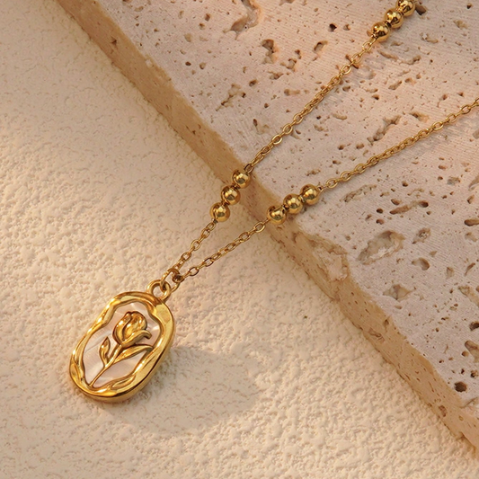 Rose Patterned Necklace