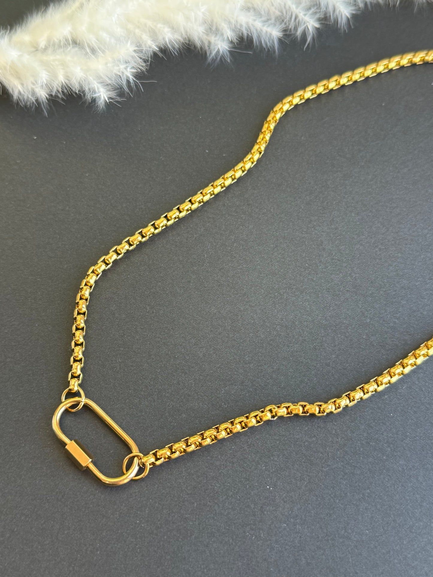 Box Chain Necklace with Oval Clasp